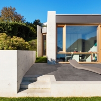 Ambiente_Materia_Grafite_2cm_villa-con-terrazzo-scaled-1 Gambini Materia